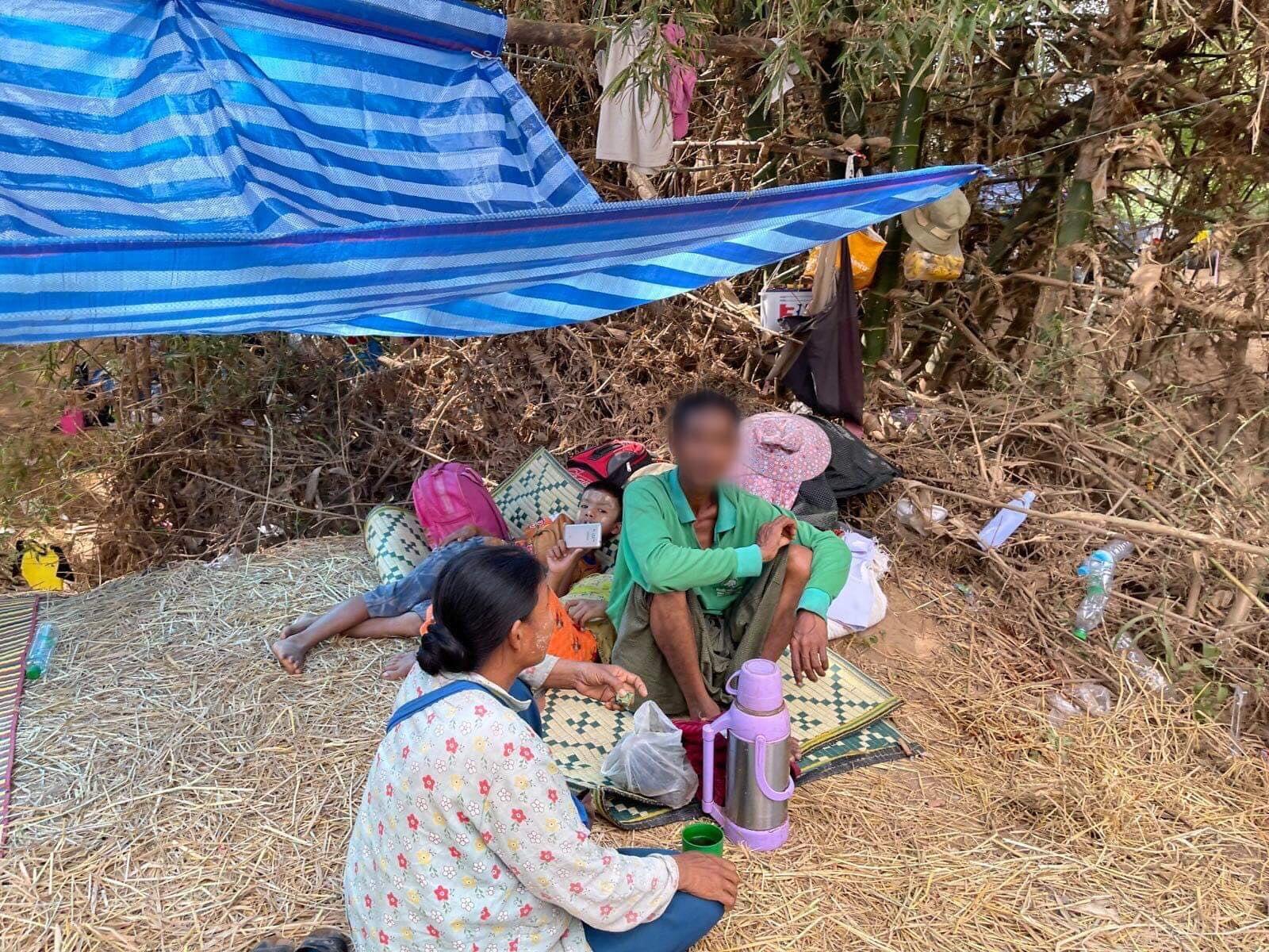 WLB visited refugees in Burmese Border